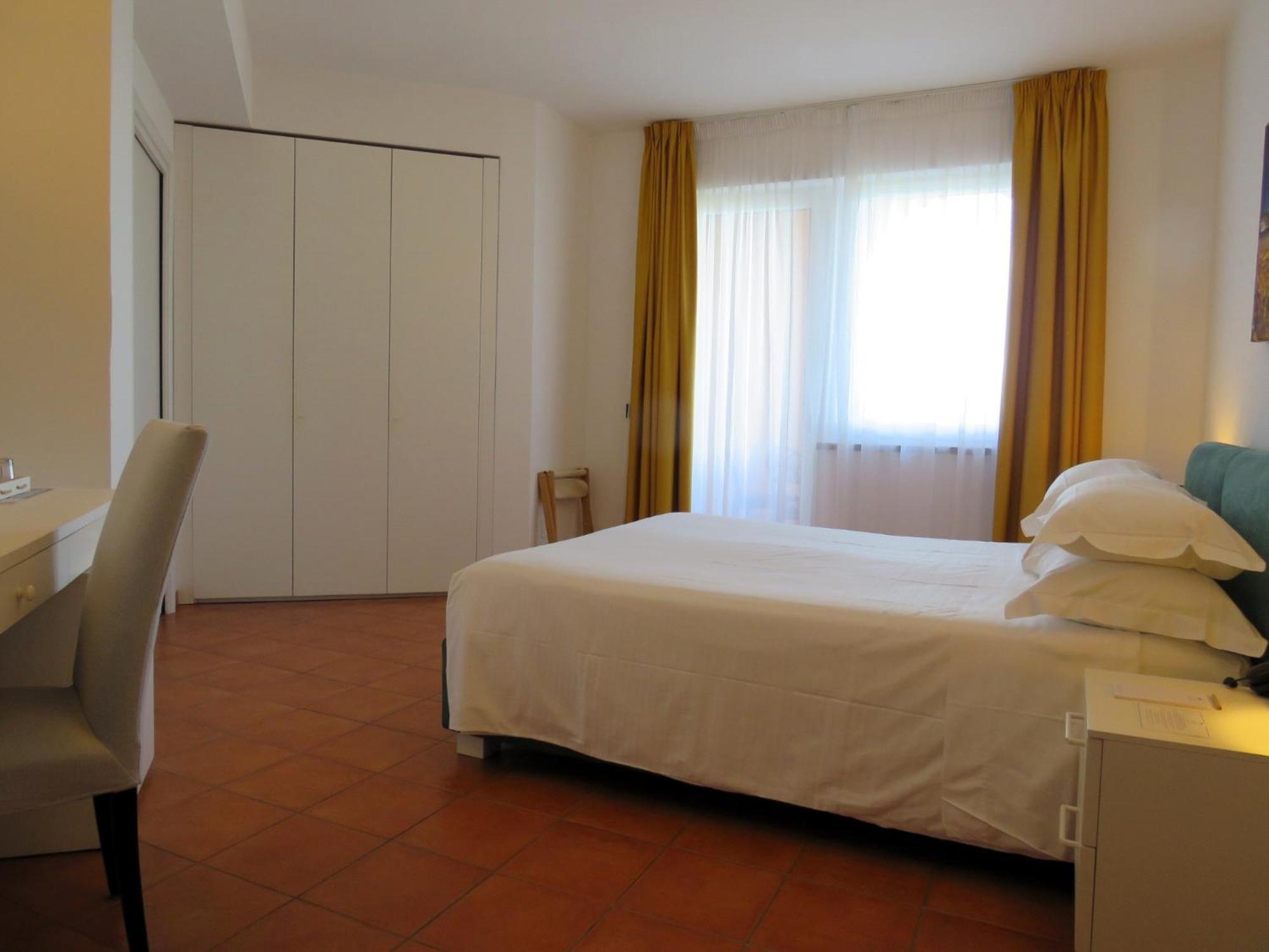Hotel Villa Domizia Порто-Санто-Стефано Екстер'єр фото